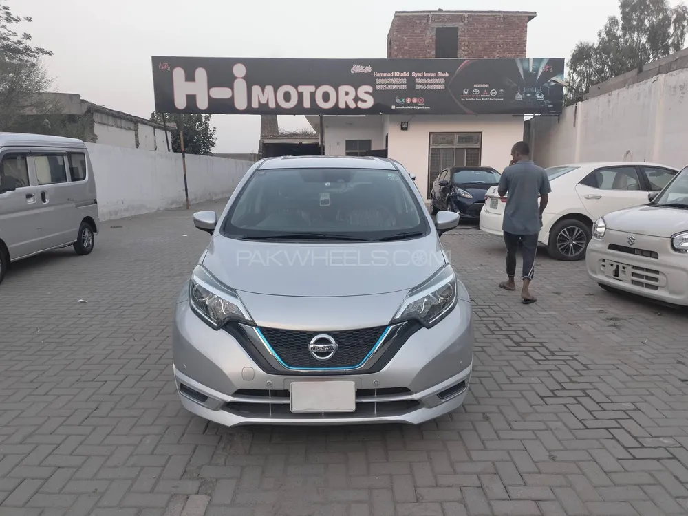 Nissan Note 2018 for Sale in Gujranwala Image-1