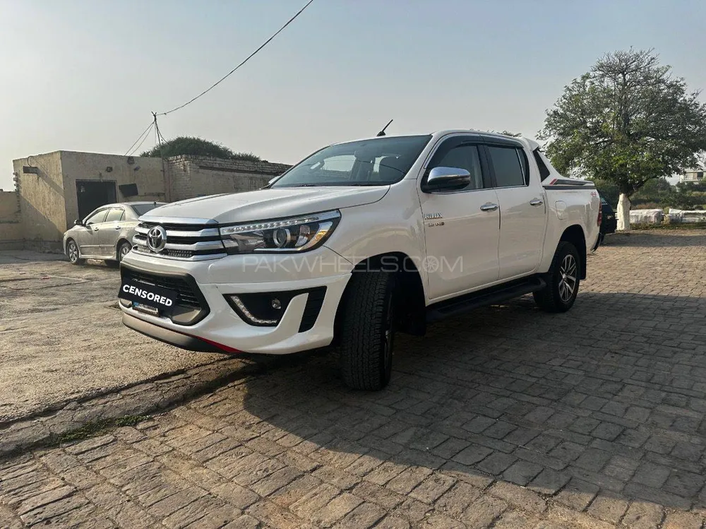 Toyota Hilux 2020 for Sale in Mirpur A.K. Image-1