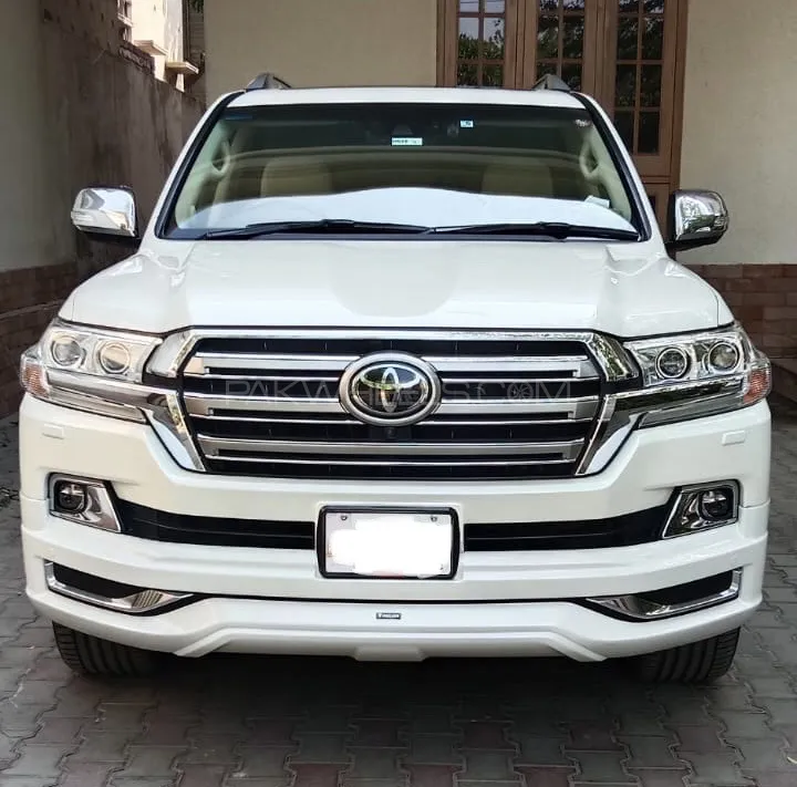 Toyota Land Cruiser 2017 for Sale in Faisalabad Image-1