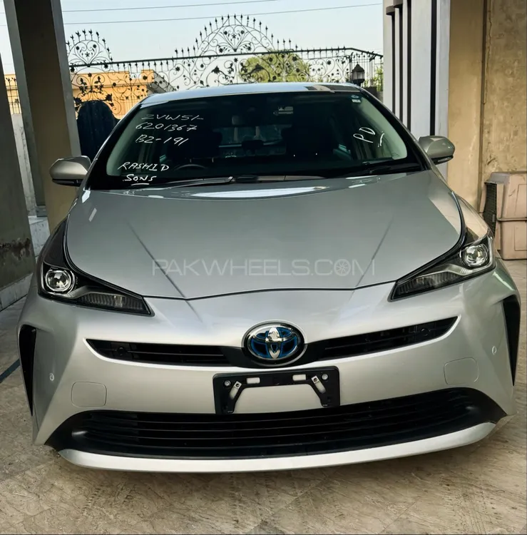 Toyota Prius 2021 for Sale in Gujranwala Image-1