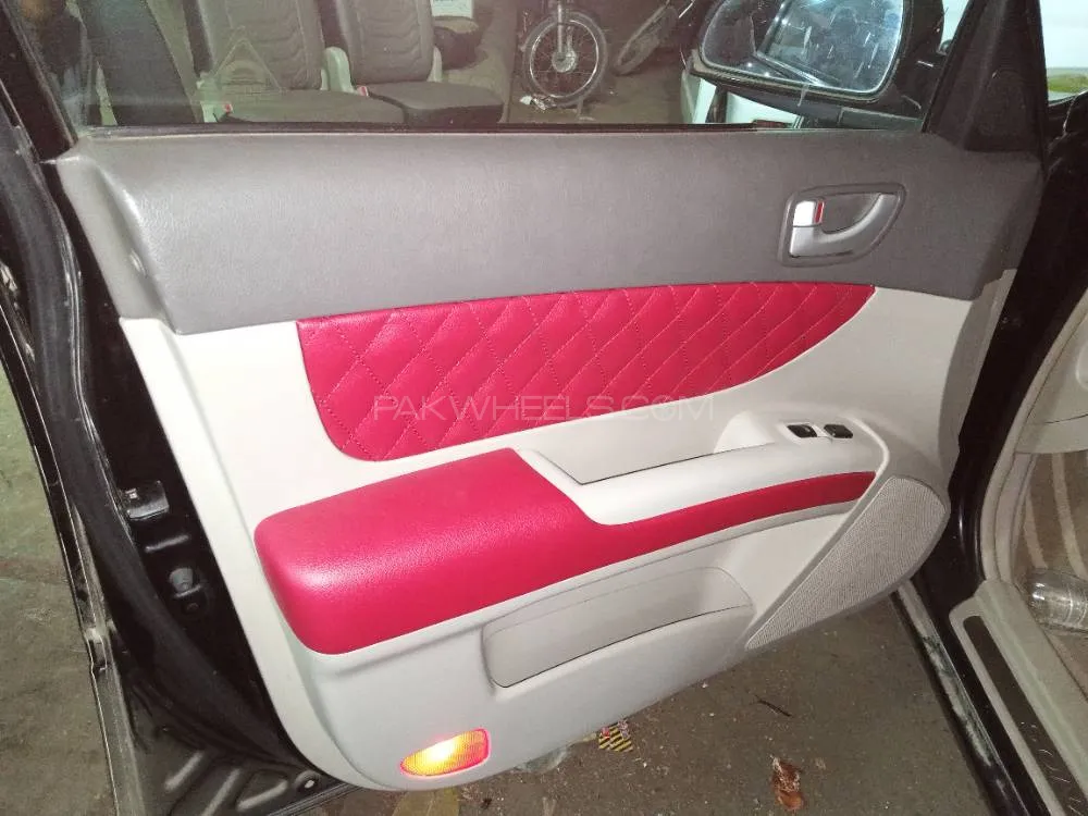 car seat hyundai sonata interior Image-1