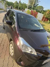 Toyota Vitz F Smart Stop Package  2022 for Sale