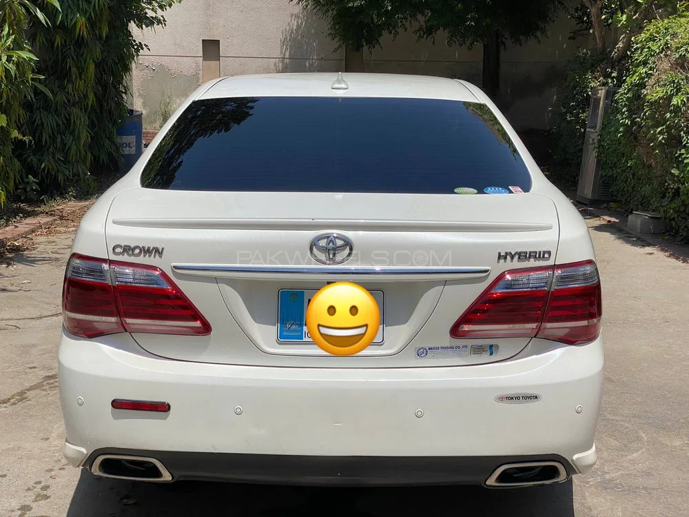 Toyota Crown 2011 for Sale in Faisalabad Image-1