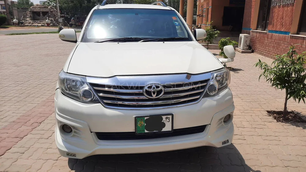 Toyota Fortuner 2013 for Sale in Multan Image-1