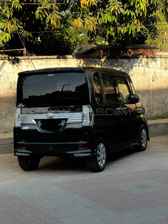 Daihatsu Tanto 2018 for Sale in Sialkot Image-1