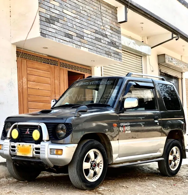 Mitsubishi Pajero Mini 2008 for Sale in Karachi Image-1