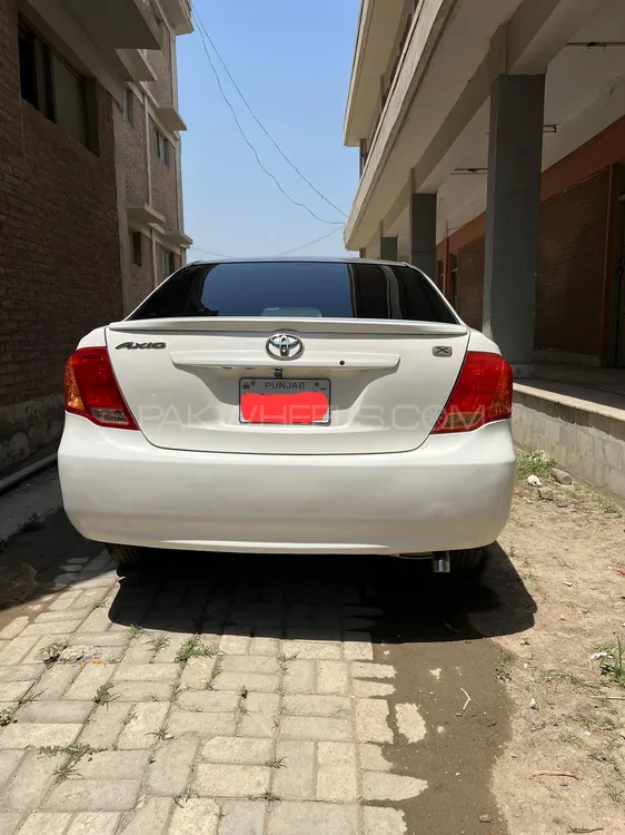 Toyota Corolla Axio 2007 for Sale in Dera ismail khan Image-1