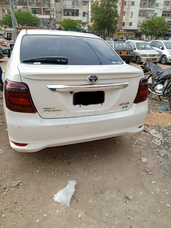 Toyota Corolla Axio 2018 for sale in Karachi