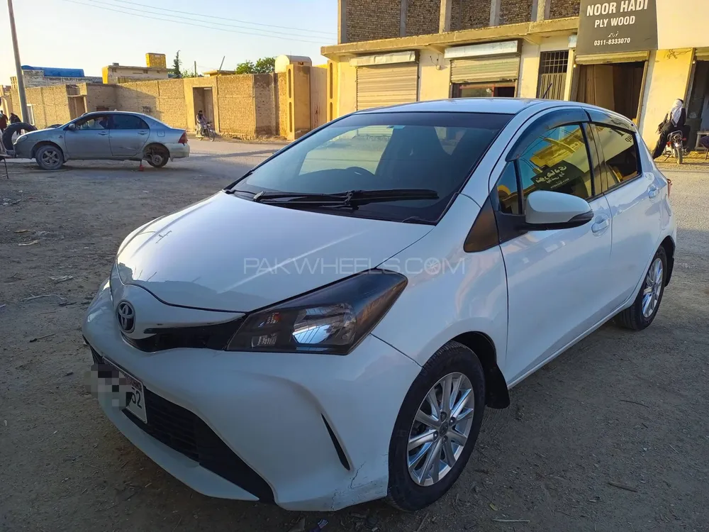 Toyota Vitz 2016 for Sale in Quetta Image-1