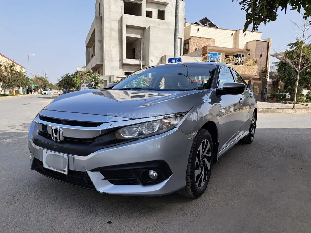 Honda Civic 2018 for Sale in D.G.Khan Image-1