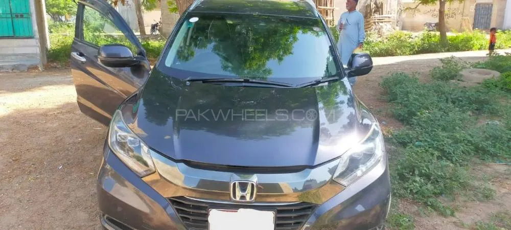 Honda Vezel 2021 for Sale in Karachi Image-1