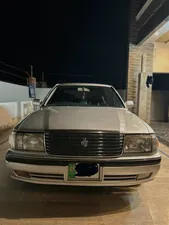 Toyota Crown Super Deluxe 1997 for Sale