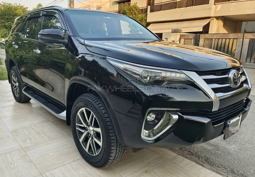 Toyota Fortuner 2018 for sale in Lahore