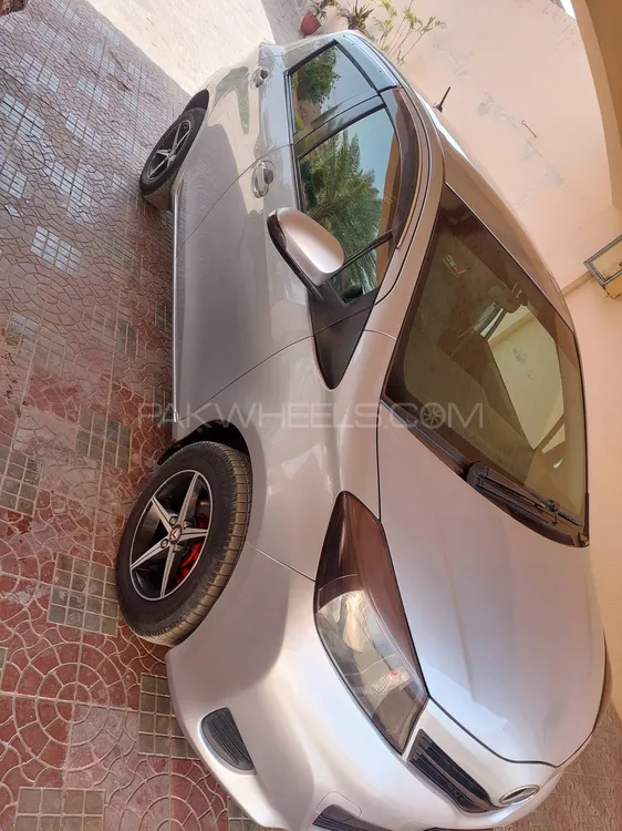 Toyota Vitz 2013 for Sale in Gaggo mandi Image-1