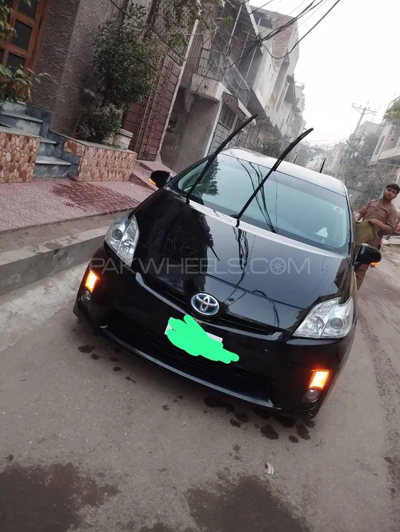 Toyota Prius 2010 for Sale in Hassan abdal Image-1