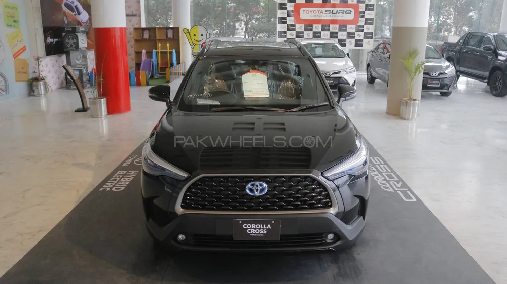 Toyota Corolla Cross 2024 for Sale in Lahore Image-1