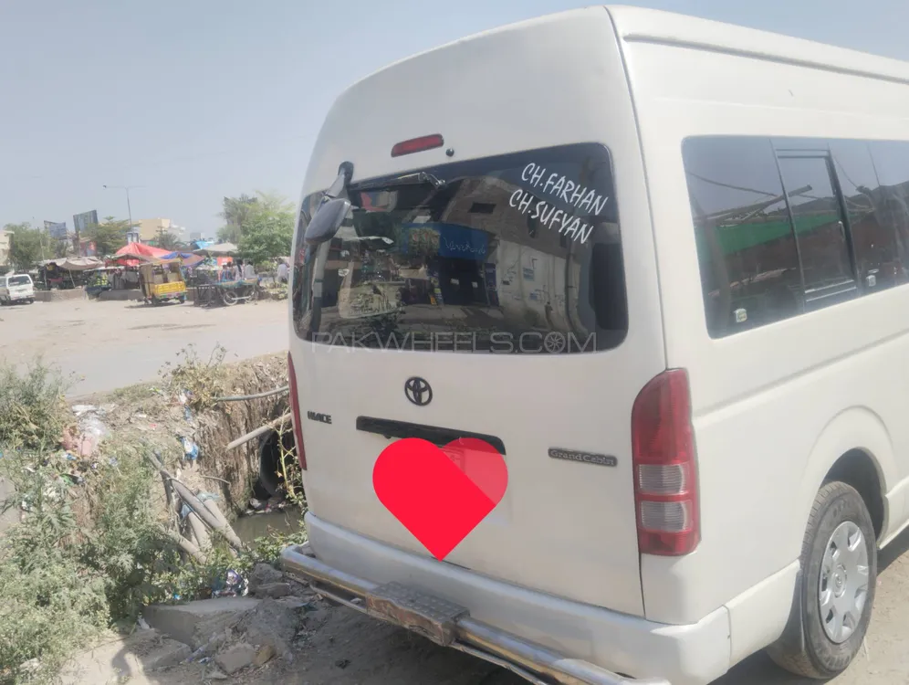 Toyota Hiace 2007 for Sale in Gujrat Image-1