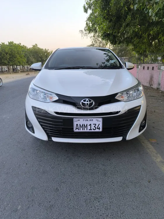 Toyota Yaris 2021 for Sale in Kot mithan Image-1