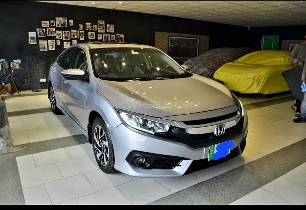 Honda Civic 2017 for Sale in Lahore Image-1