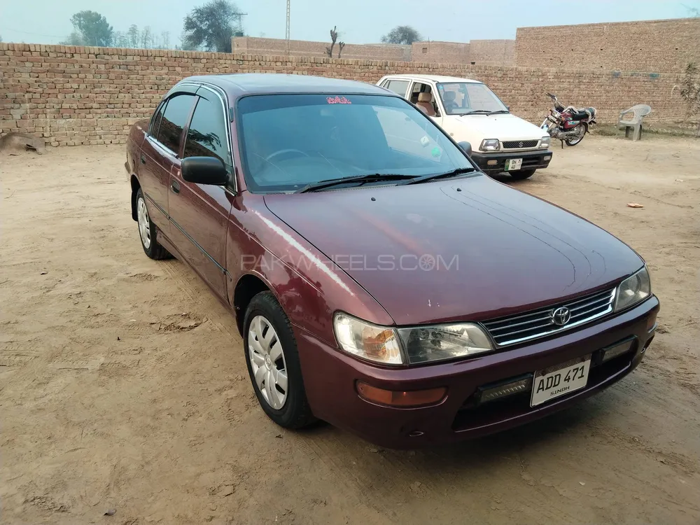 Toyota Corolla 2000 for Sale in Faqirwali Image-1