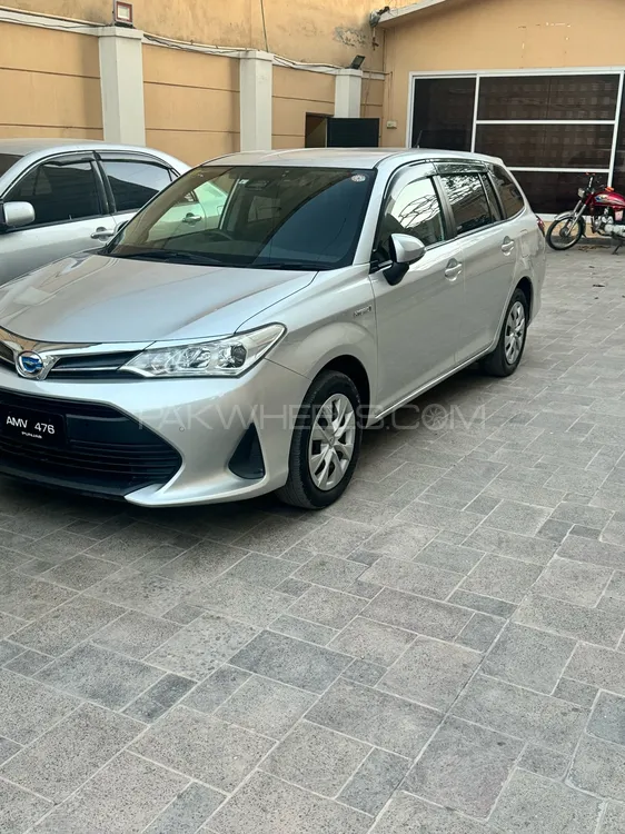 Toyota Corolla Fielder 2019 for Sale in Peshawar Image-1