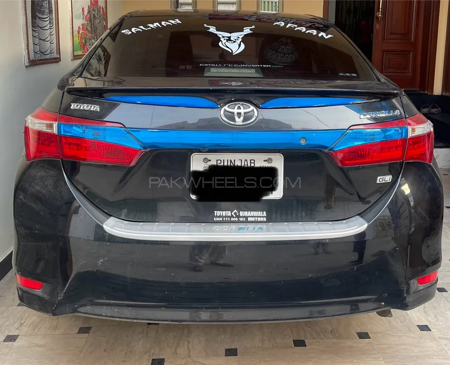 Toyota Corolla 2015 for Sale in Lahore Image-1