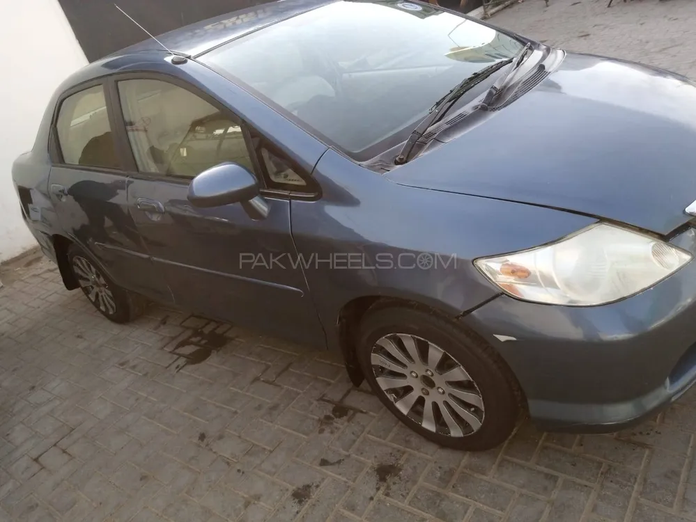 Honda City 2004 for Sale in Karachi Image-1