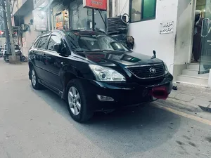Toyota Harrier Z Leather Package 2004 for Sale