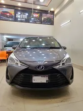Toyota Vitz F Safety 1.0 2017 for Sale
