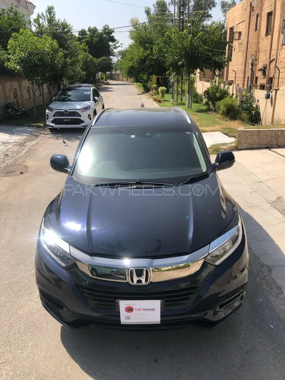 Honda Vezel 2019 for Sale in Peshawar Image-1