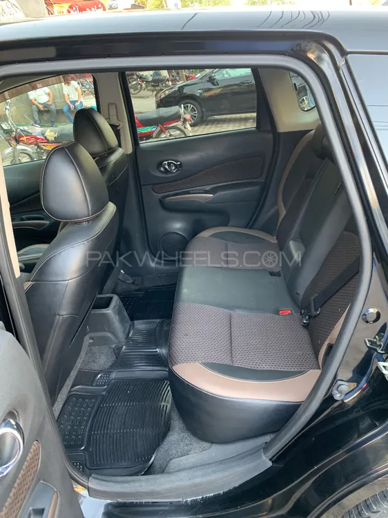 Nissan Note 2018 for Sale in Lahore Nissan Note 2018 for Sale in Lahore Image-10