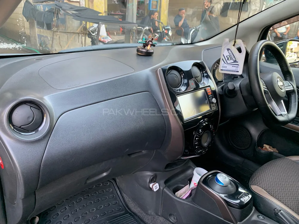 Nissan Note 2018 for Sale in Lahore Nissan Note 2018 for Sale in Lahore Image-13