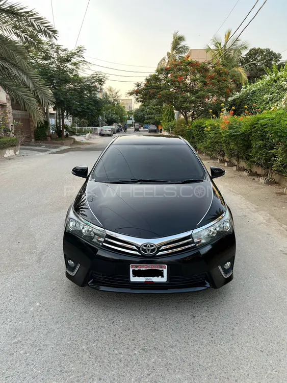 Toyota Corolla 2015 for Sale in Karachi Image-1