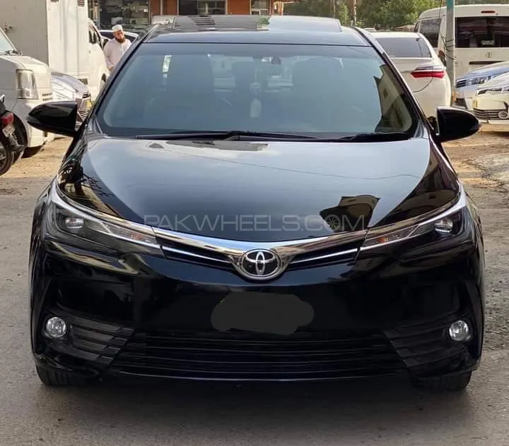 Toyota Corolla 2020 for Sale in Karachi Image-1