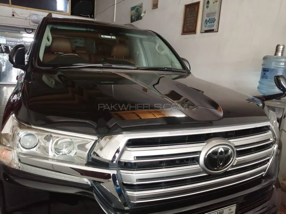 Toyota Land Cruiser 2016 for Sale in Lahore Image-1