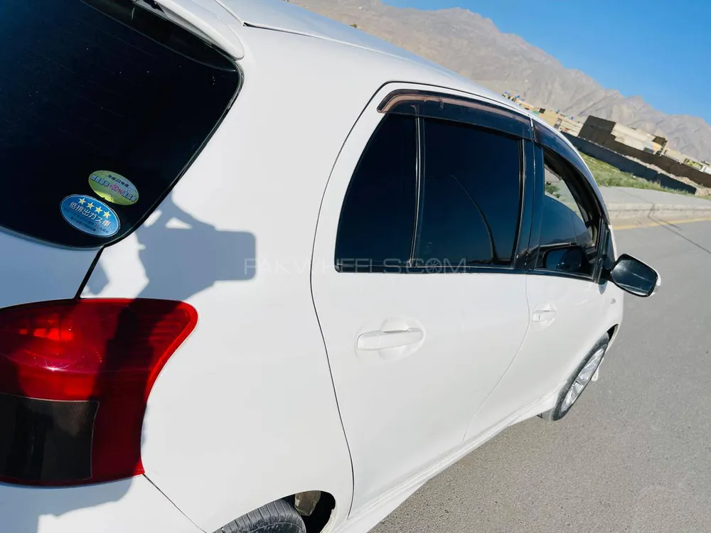 Toyota Vitz 2005 for Sale in Quetta Toyota Vitz 2005 for Sale in Quetta Image-6