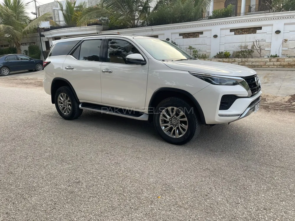 Toyota Fortuner 2021 for sale in Karachi