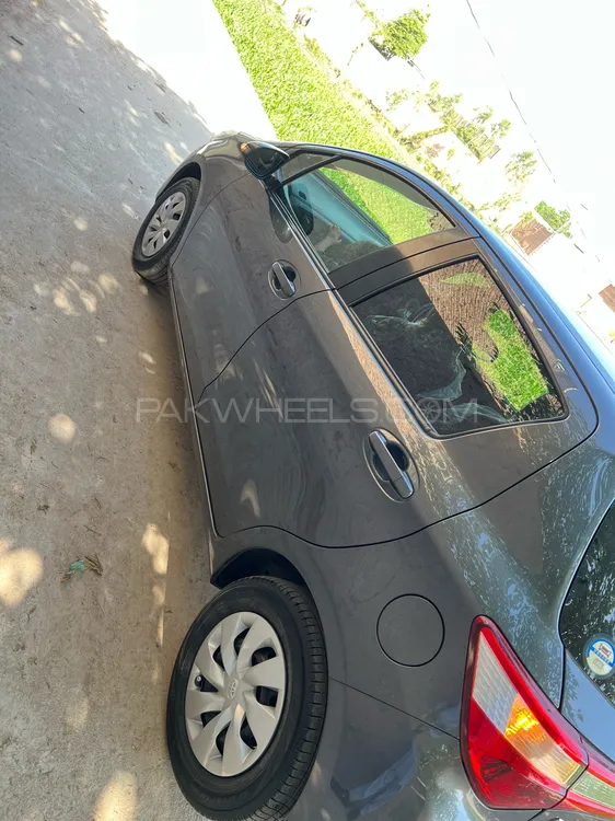 Toyota Vitz 2018 for sale in Peshawar