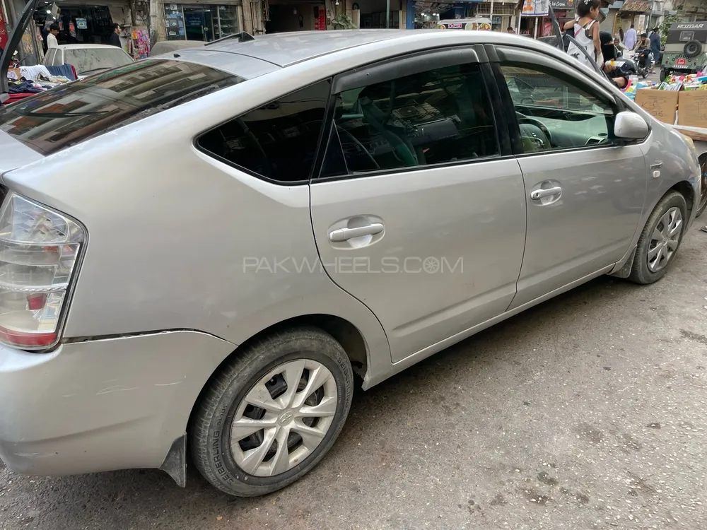 Toyota Prius 2007 for sale in Karachi