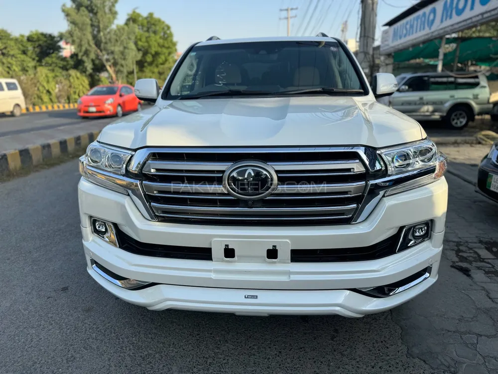 Toyota Land Cruiser 2018 for sale in Lahore | PakWheels