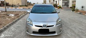 Toyota Prius S LED Edition 1.8 2011 for Sale