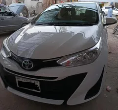Toyota Yaris GLI MT 1.3 2021 for Sale