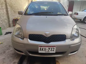 Toyota Vitz RS 1.3 2004 for Sale