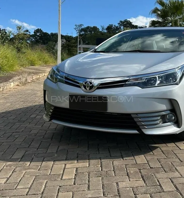 Toyota Corolla 2019 for Sale in Islamabad Image-1