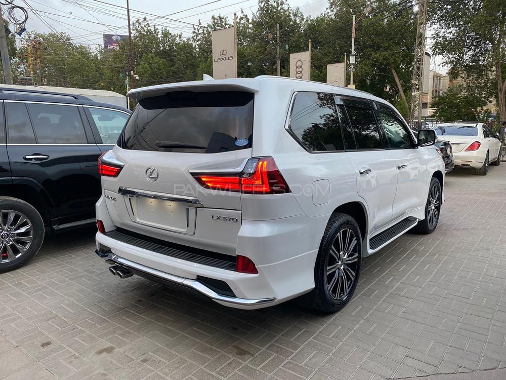 Make: Lexus Lx 570
Model: 2018
Mileage: 14,000 Km

*Cool box
*Back auto door
*Rear entertainment 
*Mark levinson sound system 
*Heating/Cooling seats
*Heads up Display 
*Original tv + 4 cameras
*Sunroof
*Radar
*7 seater

Calling and Visiting Hours

Monday to Saturday

11:00 AM to 7:00 PM