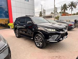 Make: Fortuner Legender
Model: 2022 
Mileage: 34000 km 
Registration: (karachi)

PPF Coated
GR suspension installed

Calling and Visiting Hours

Monday to Saturday 

11:00 AM to 7:00 PM