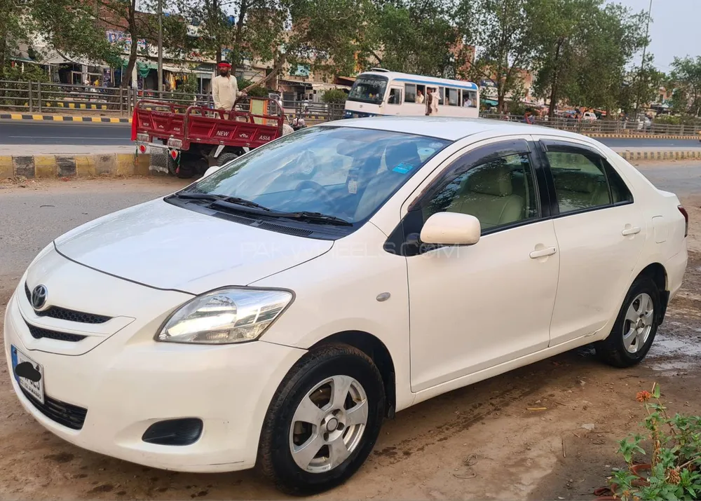 Toyota Belta 2013 for sale in Lahore
