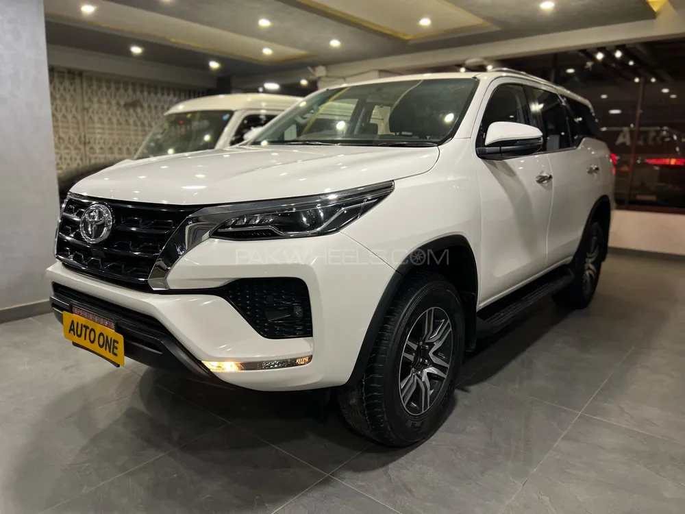 Toyota Fortuner 2021 for sale in Karachi