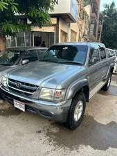 Toyota Hilux 2002 for Sale