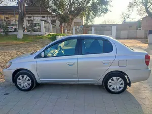 Toyota Platz F 1.3 2002 for Sale